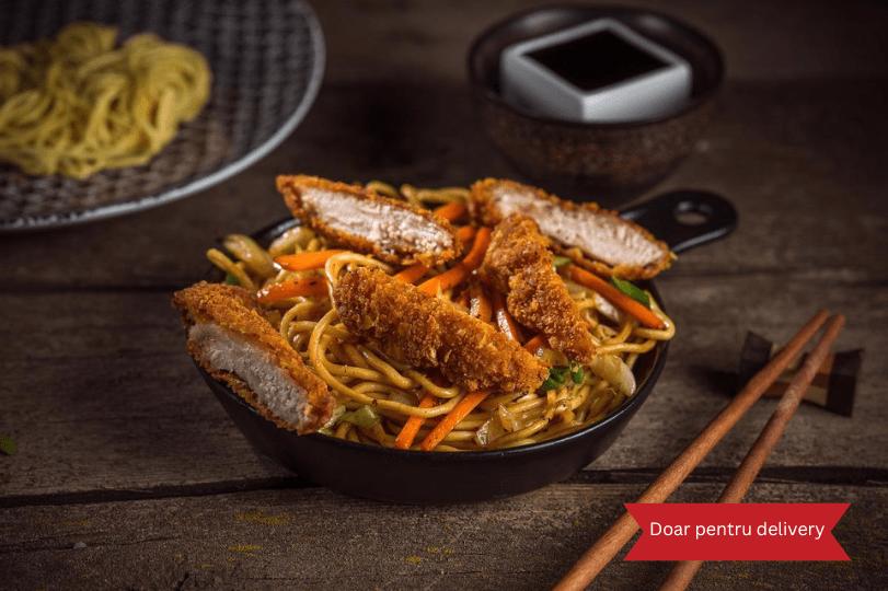 Noodles with crispy chicken